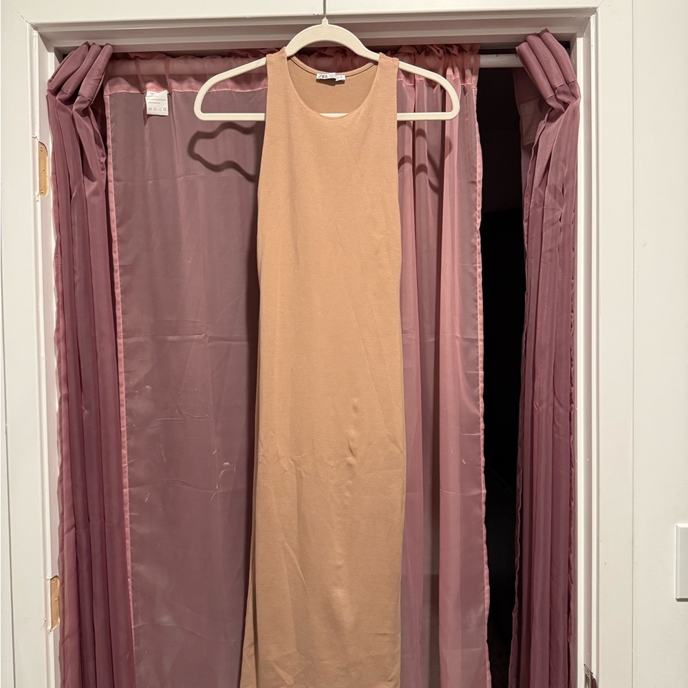 ZARA Sleeveless High Neck Scoop Midi Dress in Peach